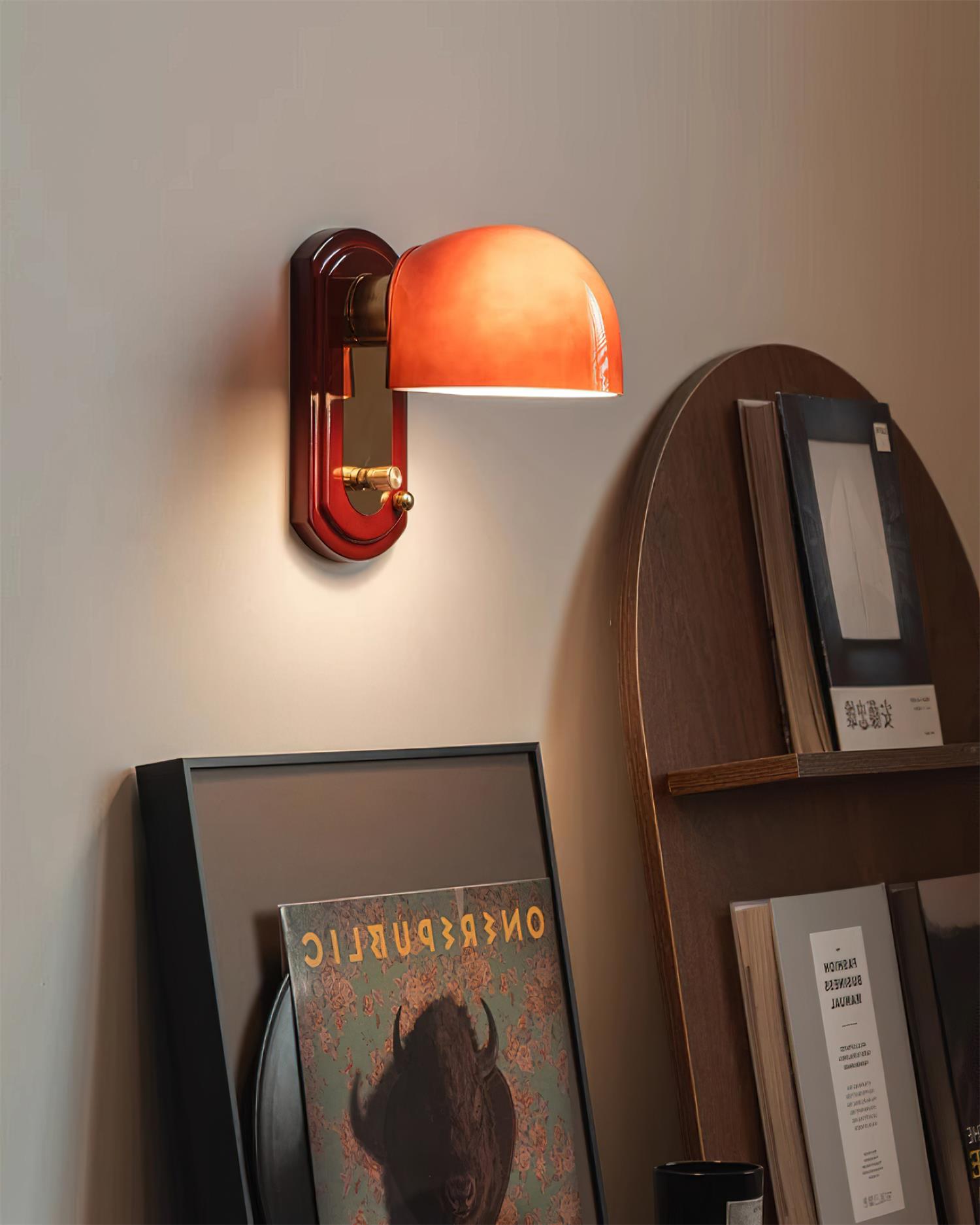 Lámpara de Pared Lolita con Pantalla en Cúpula y Acabado Brillante – Ideal para Ambientes Elegantes 8