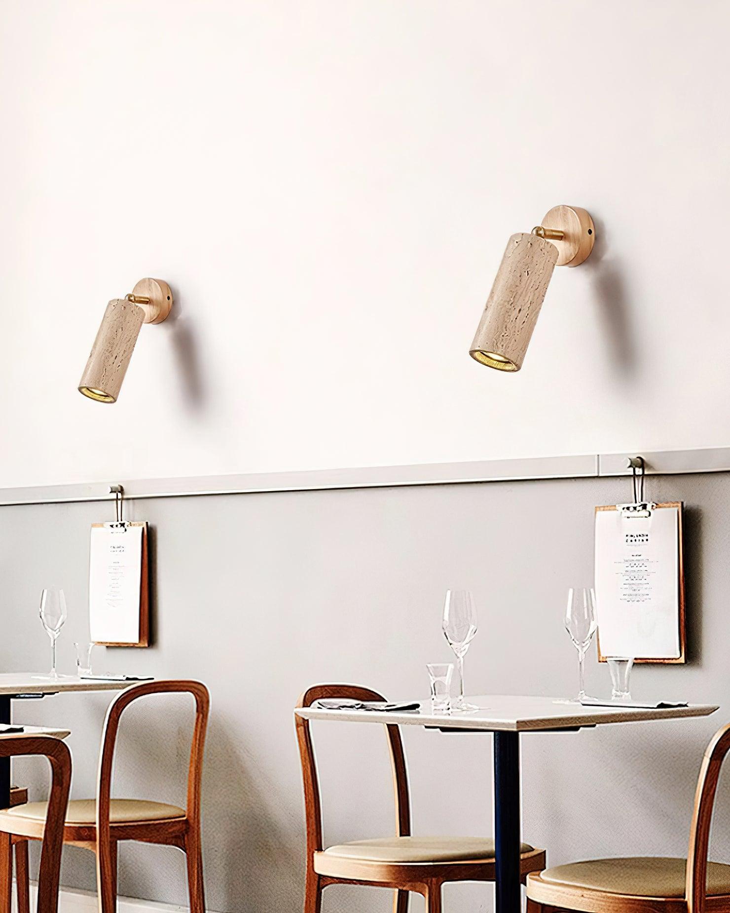 Lámpara de Pared Mireille de Madera Natural y Travertino Amarillo con Diseño Ajustable 9