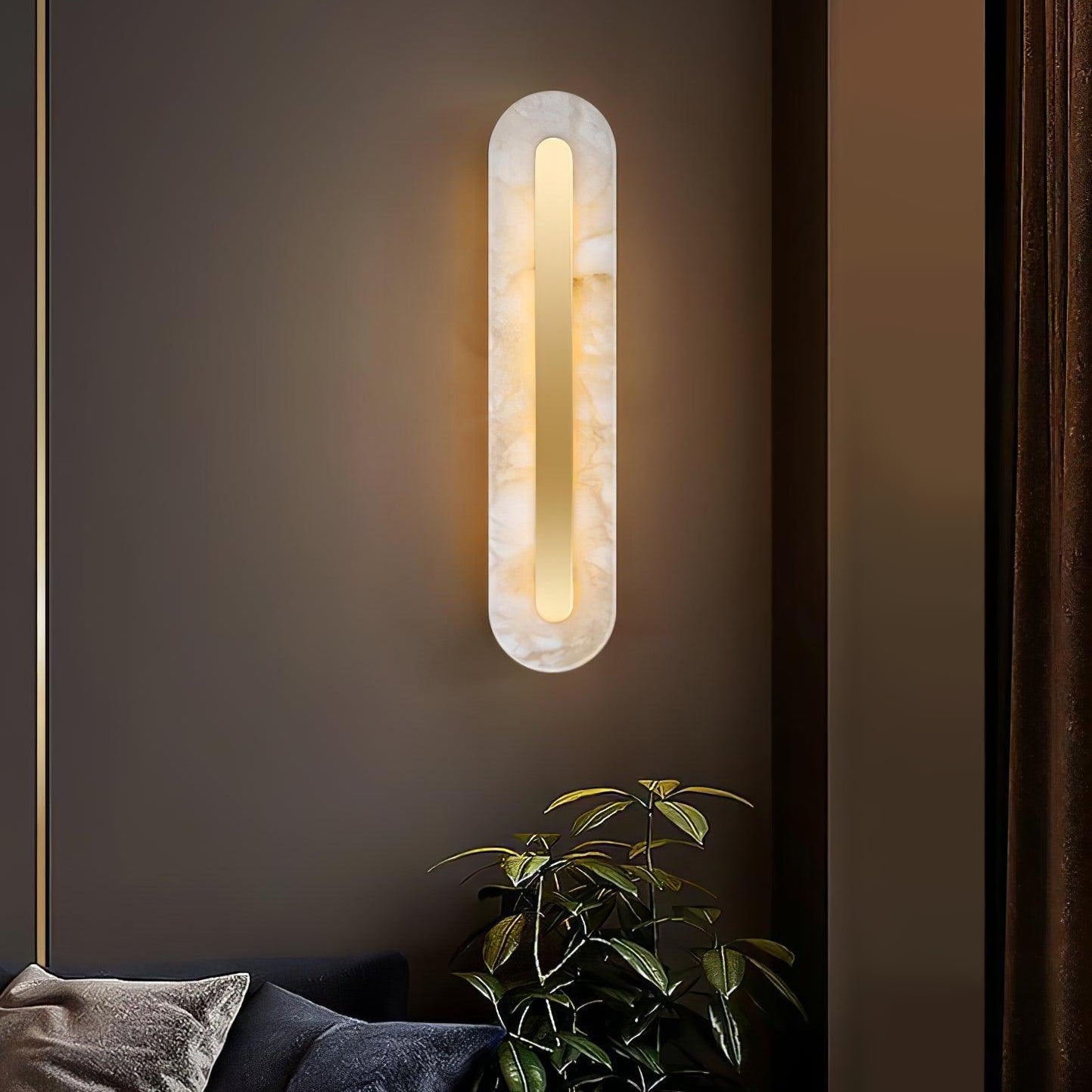 Lámpara de Pared Ovalada de Alabastro con Acabado Dorado – Iluminación Interior Elegante 3
