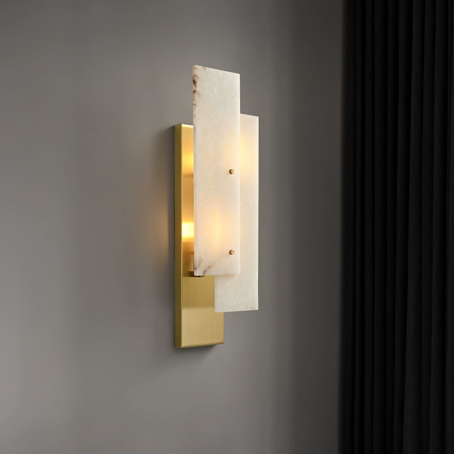 Lámpara de Pared de Alabastro Natural con Diseño Minimalista y Acabado en Oro y Negro 3