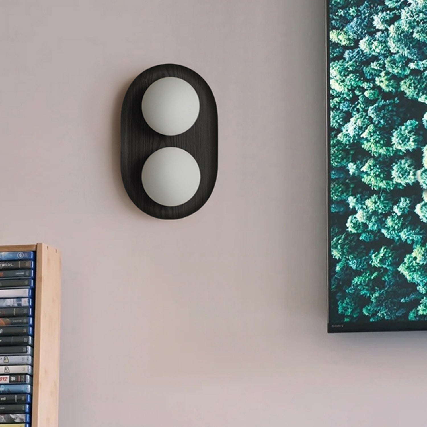Lámpara de Pared de Madera Ovalada con Esferas de Vidrio Esmerilado – Estilo Retro 6