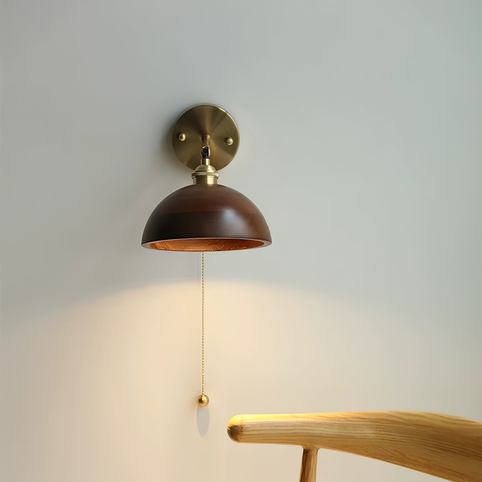 Lámpara de Pared de Madera Vintage con Diseño Moderno y Acabado en Nogal 4