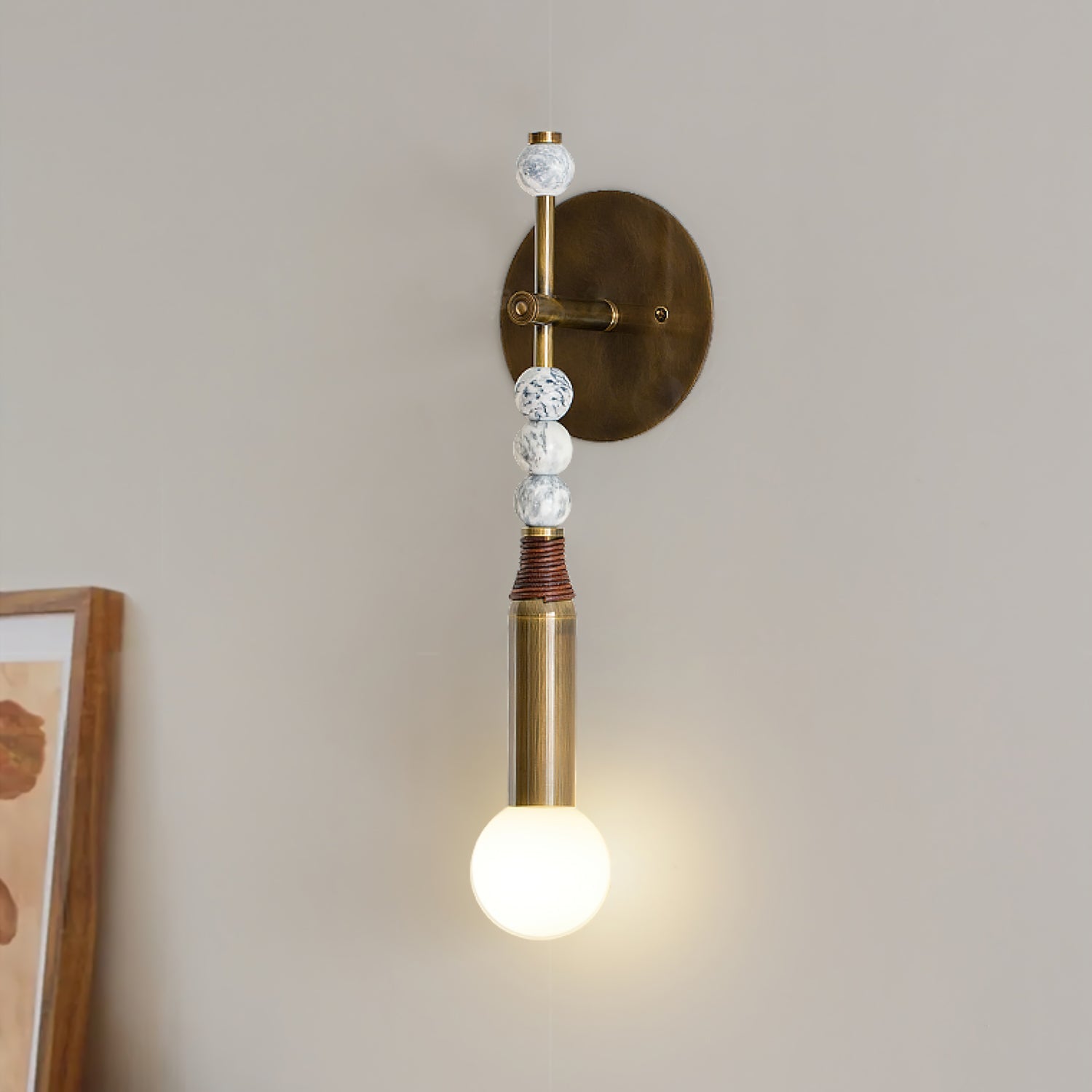Lámpara de Pared de Mármol y Latón con Diseño Elegante – Personalizable en Tamaño y Color 5