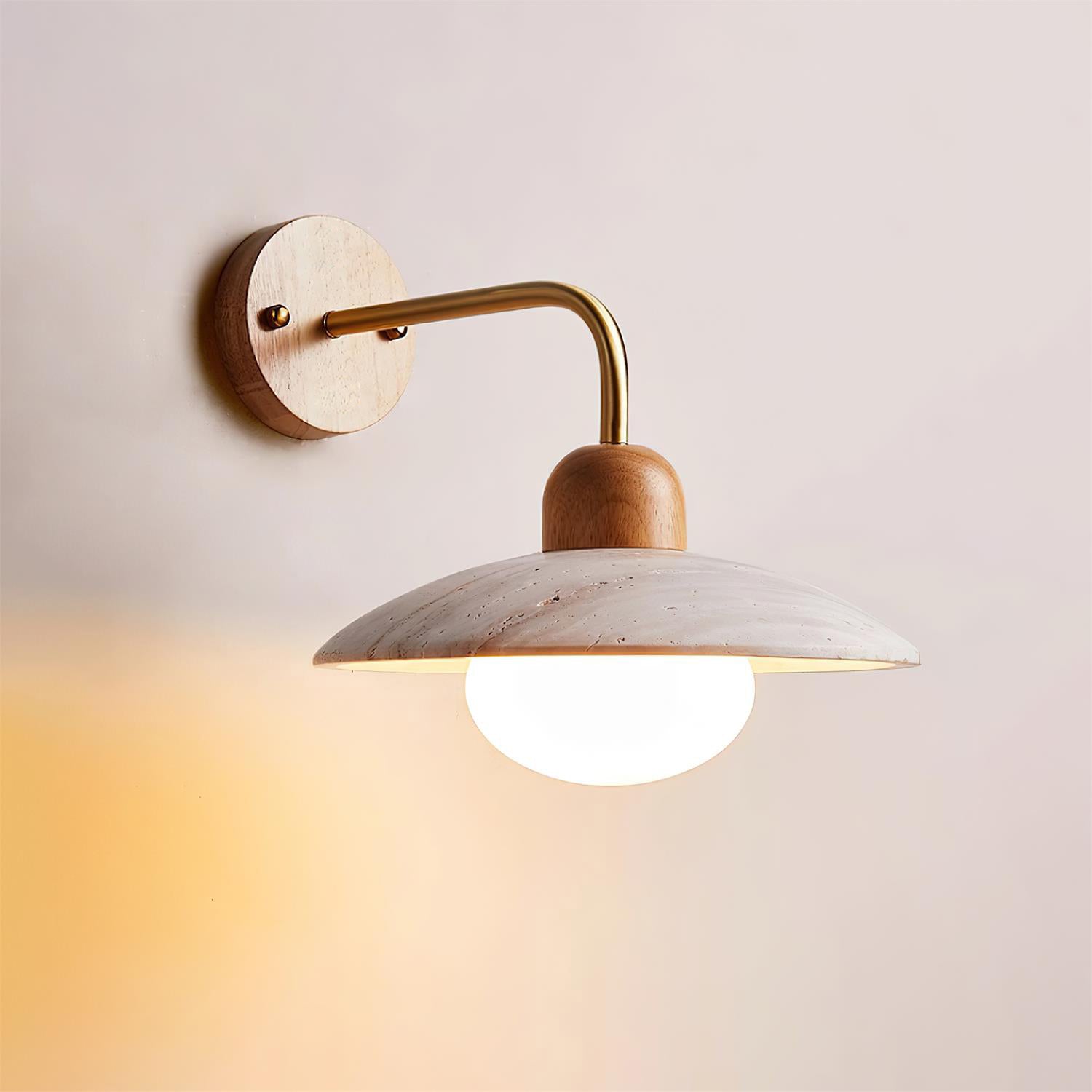 Lámpara de Pared de Travertino Amarillo con Detalles en Madera y Brazo de Latón Cepillado 9