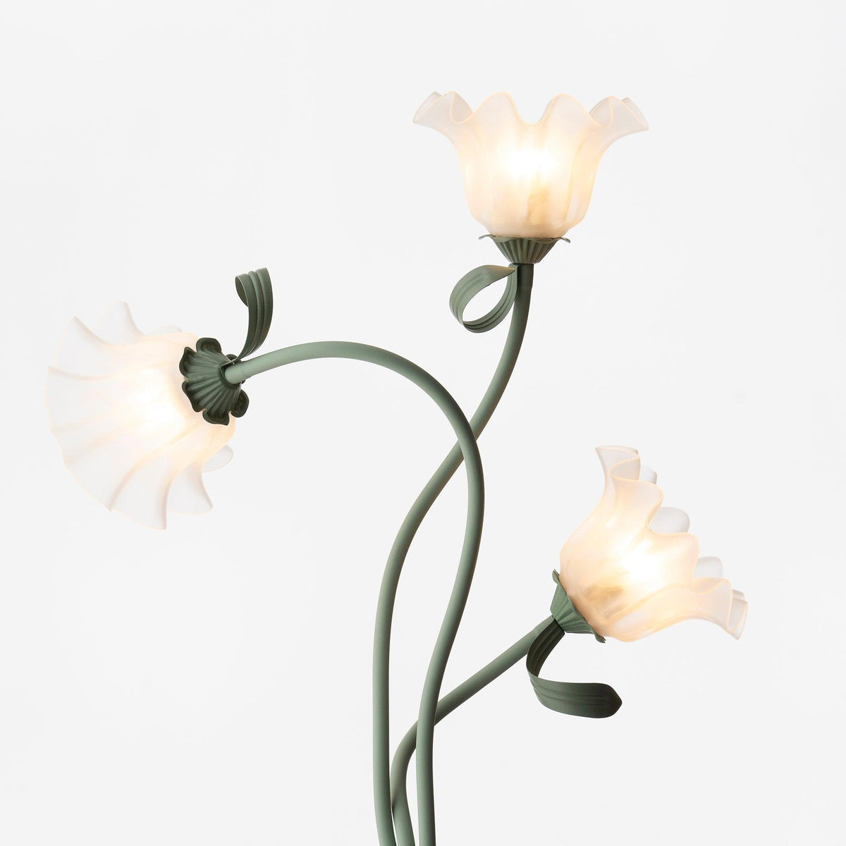 Tirne - Lámpara de Pie con Flores Blancas y Acabado Verde – Elegante y Sofisticada