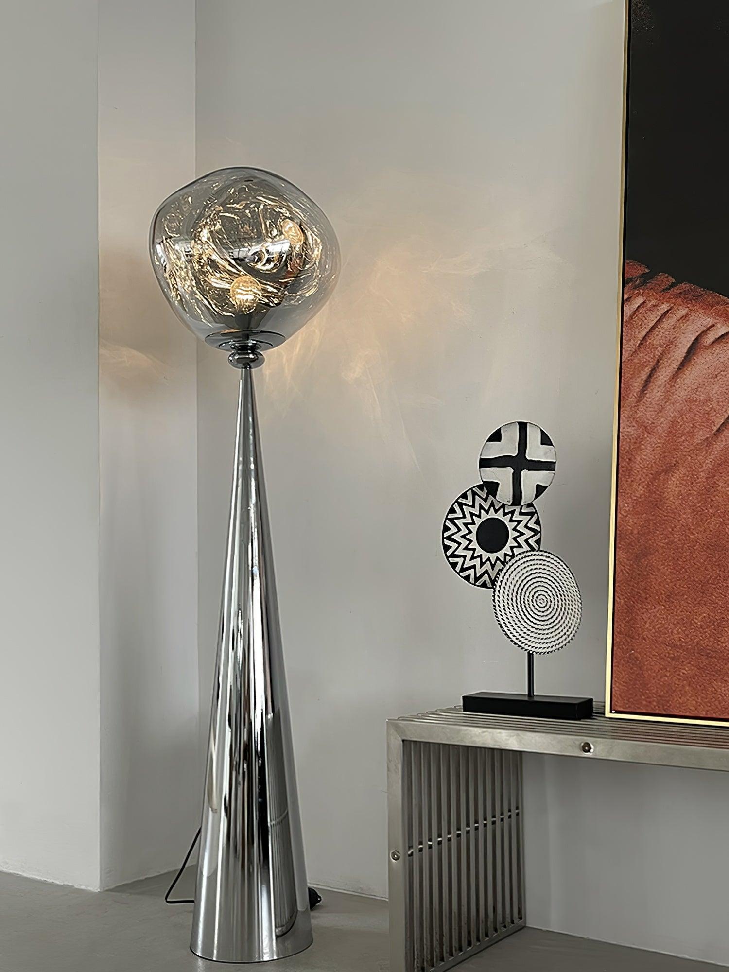 Lámpara de Pie Dorada Cone Lava con Efecto de Vidrio Fundido para Salón – Iluminación Moderna y Elegante 5
