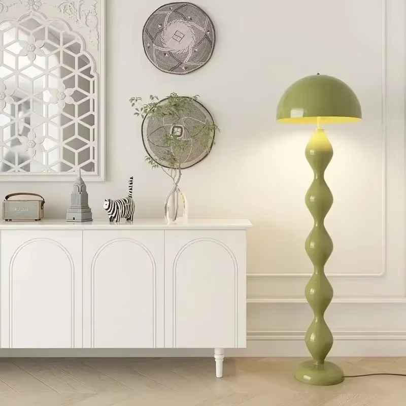 Lámpara de Pie Escandinava Moderna con Diseño Minimalista y Luz LED 5