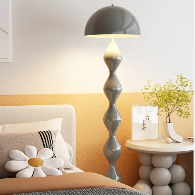 Lámpara de Pie Escandinava Moderna con Diseño Minimalista y Luz LED 8