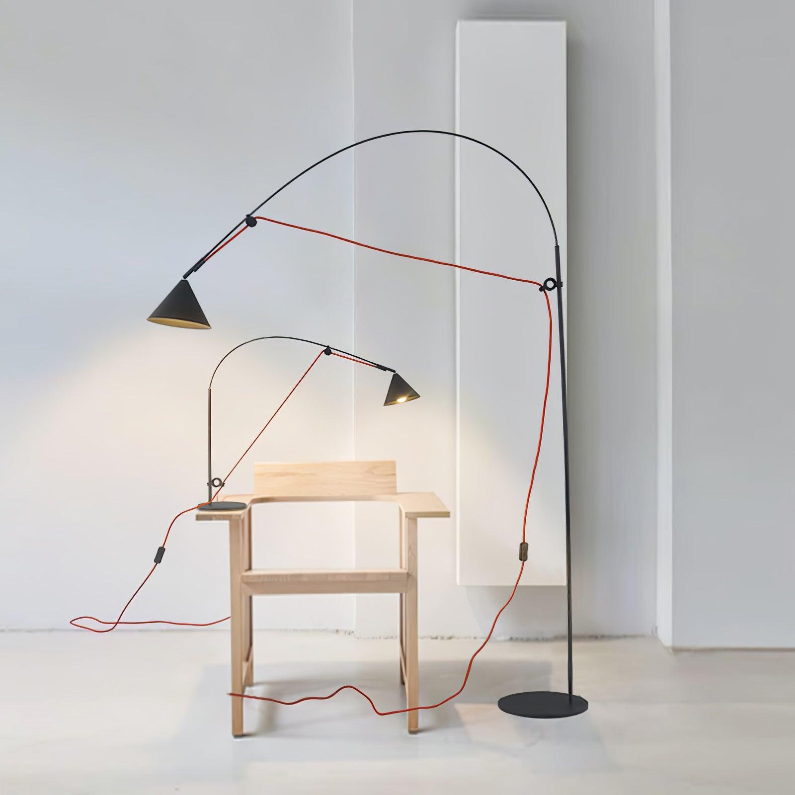 Lámpara de Pie Flexora Luxe con Diseño Ajustable y Luz LED Integrada 3