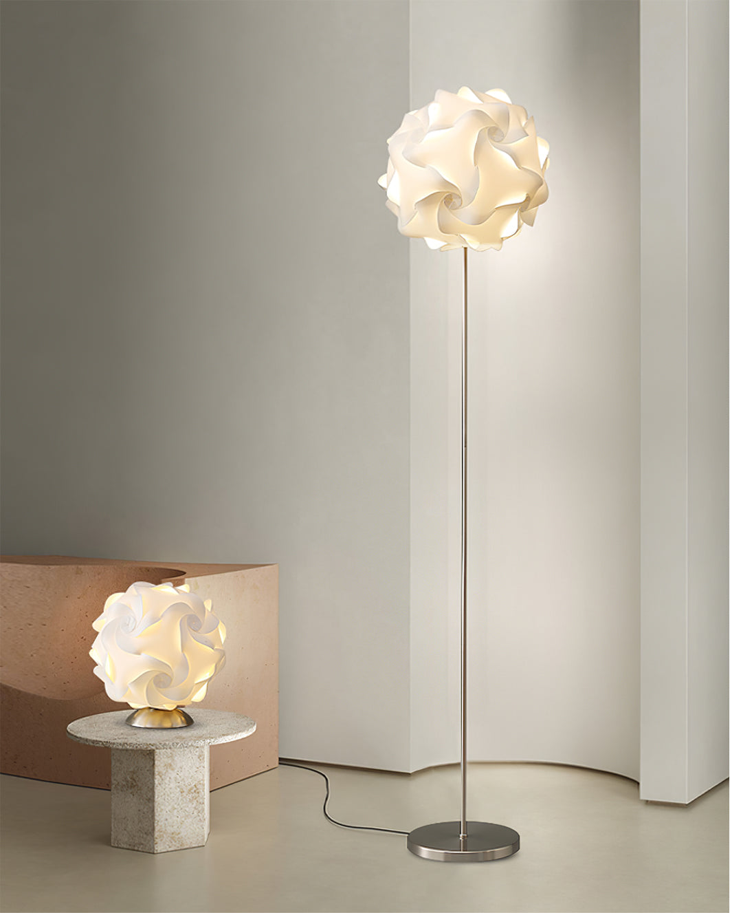 Lámpara de Pie Floral Elegante con Luz LED y Diseño Moderno – Ideal para Decoración Interior 5