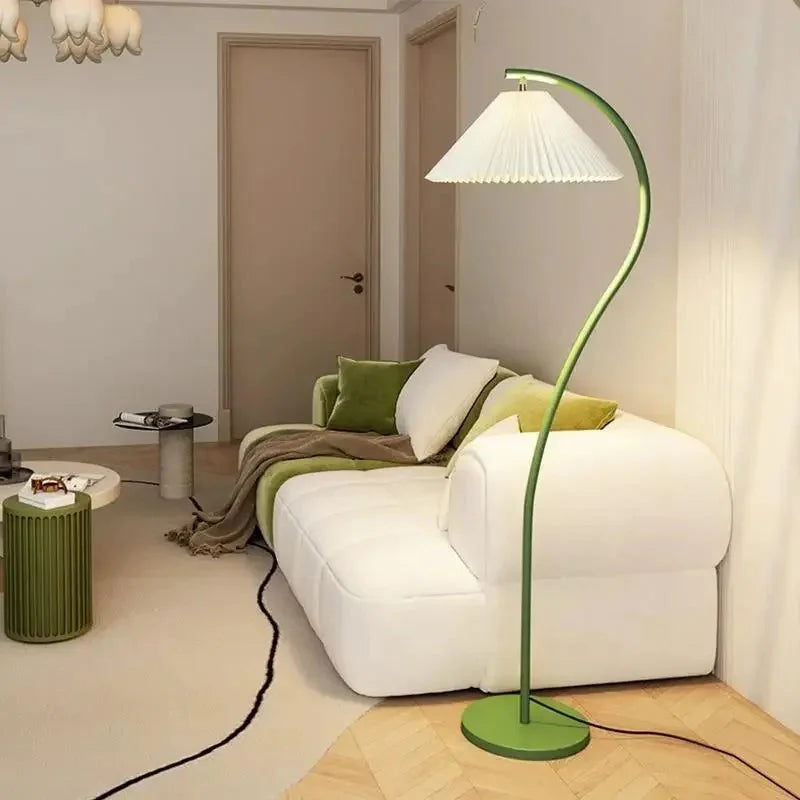 Lámpara de Pie LED Moderna con Diseño Plegable y Luz Regulable – Ideal para Hogar y Oficina 1