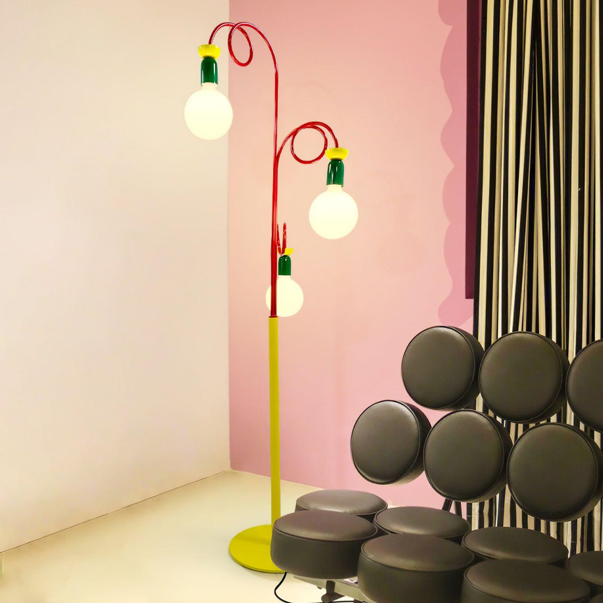 Norav - Lámpara de Pie Moderna Circulo con Diseño Geométrico en Rojo - Verde y Amarillo – Ideal para Salón y Espacios Interiores