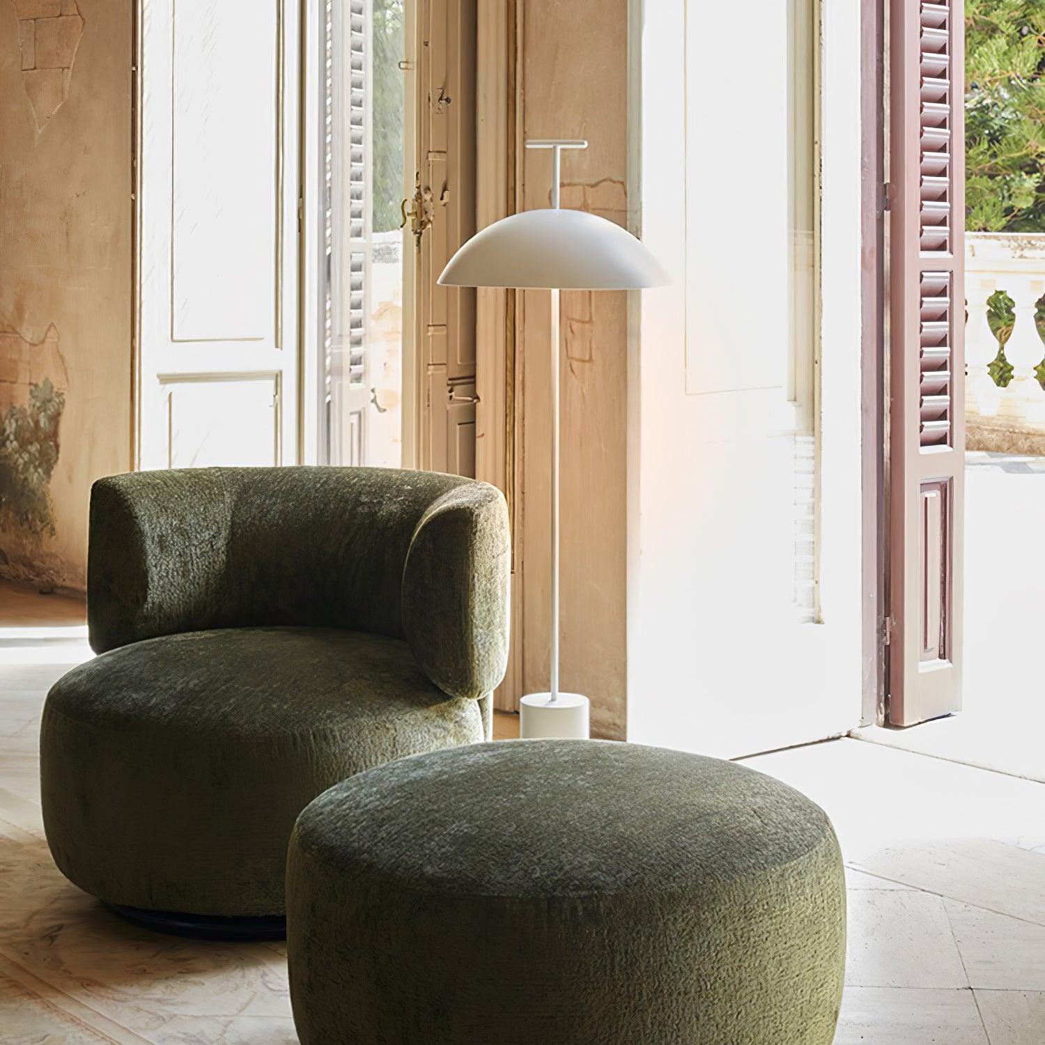 Lámpara de Pie Moderna Monolith Dome Negra con Luz LED para Salón y Espacios Contemporáneos 3