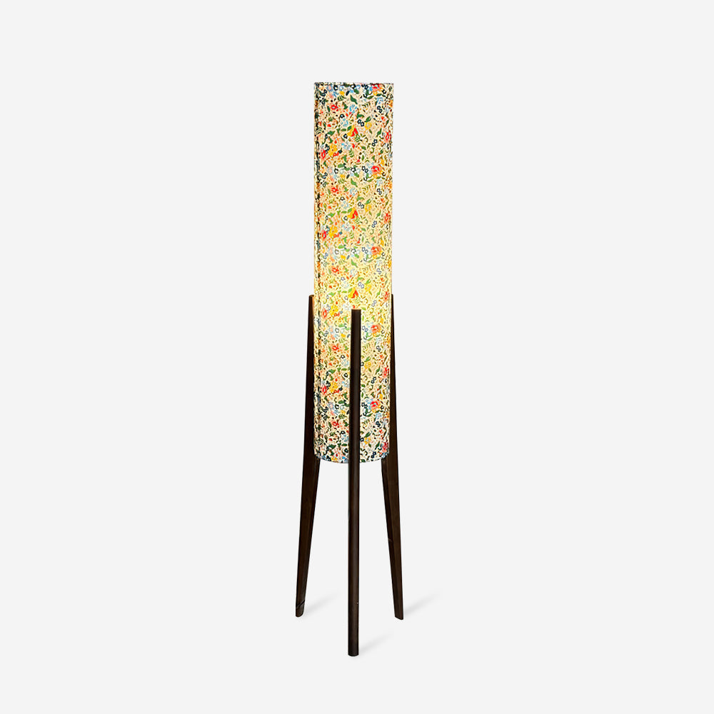 Lámpara de Pie Moderna con Base de Madera y Pantalla Colorida para Salón - Diseño Elegante y Funcional 1