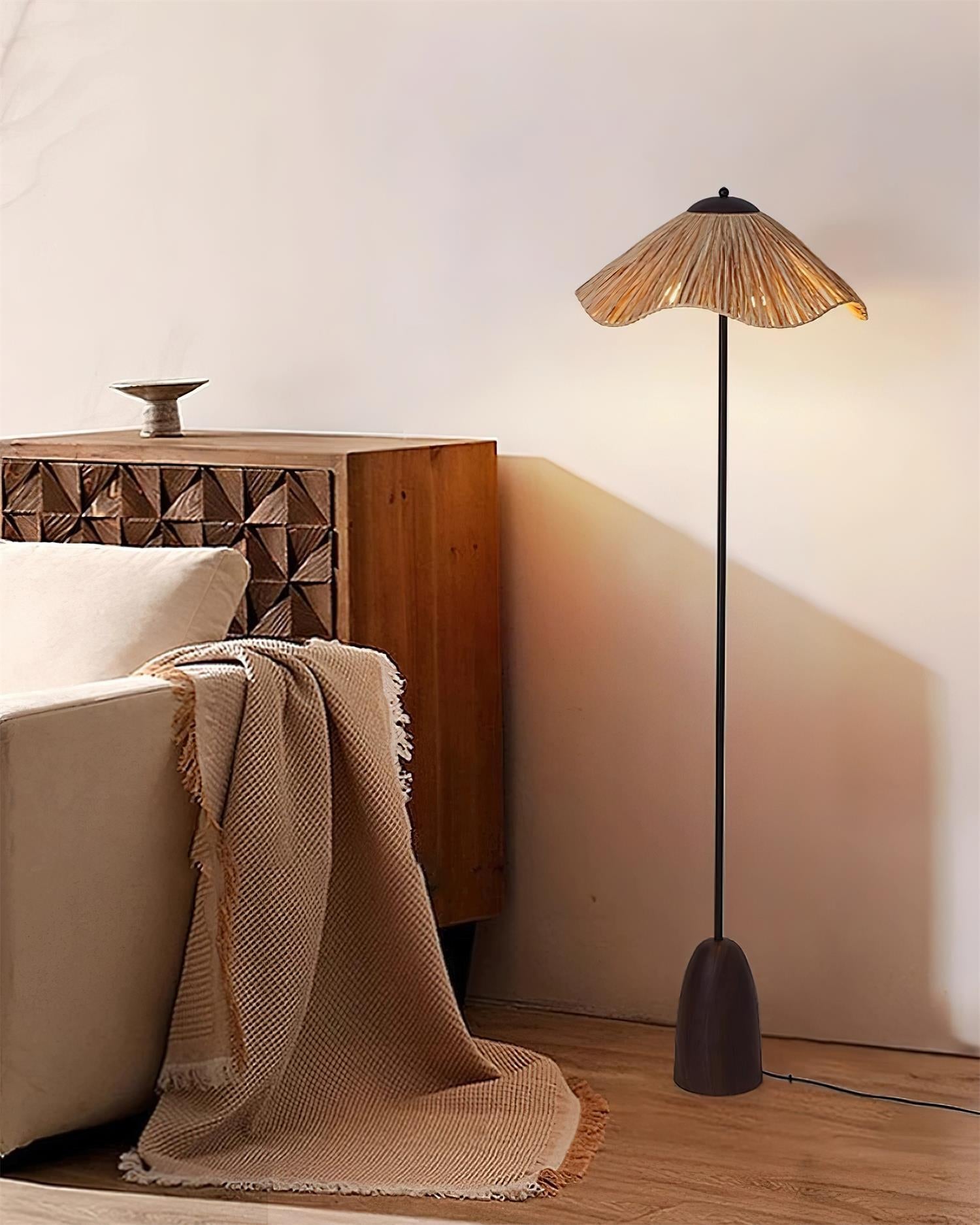 Lámpara de Pie Moderna con Pantalla de Raffia y Base de Madera - Diseño Elegante y Sofisticado 7