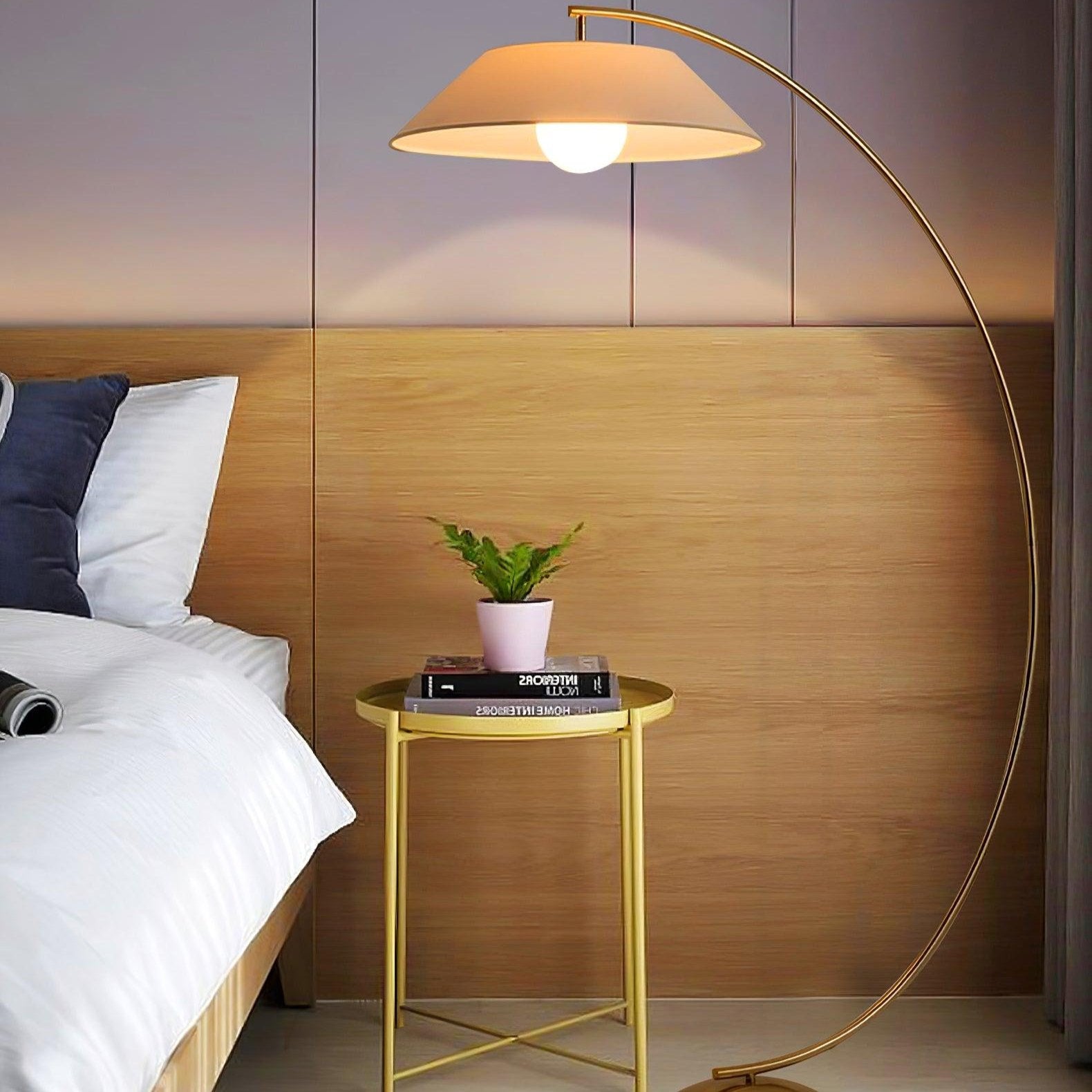 Lámpara de Pie Moderna con Pantalla de Tela y Base de Acero – Ideal para Salones y Dormitorios 2