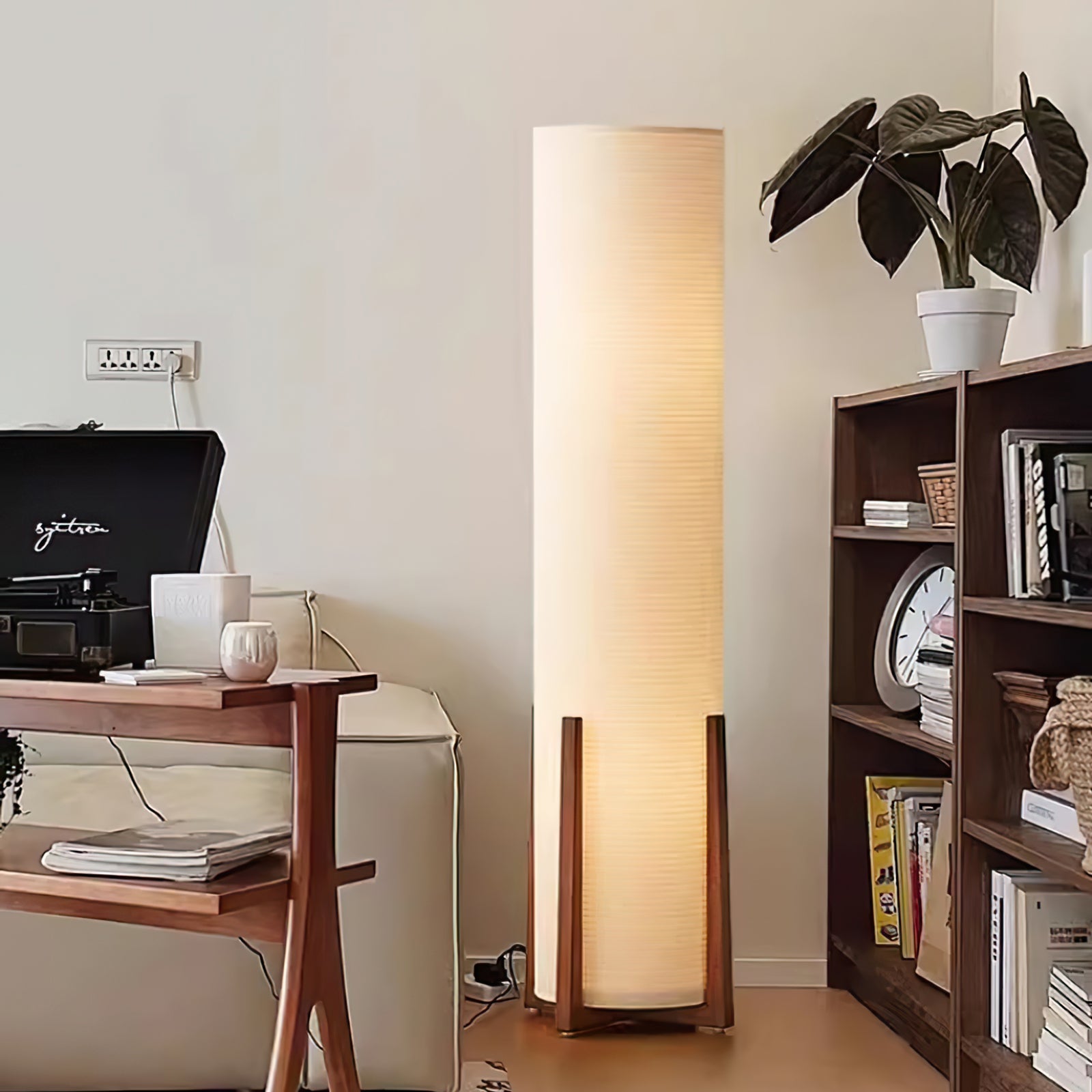 Lámpara de Pie Moderna de Tela con Estructura de Madera para Salón - Diseño Acogedor y Elegante 6