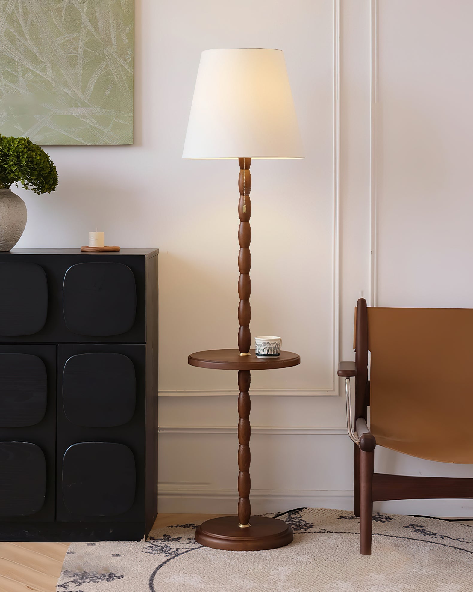 Lámpara de Pie de Madera con Mesa Auxiliar, Diseño Clásico y Pantalla de Tela para Salón, Iluminación Cálida 3