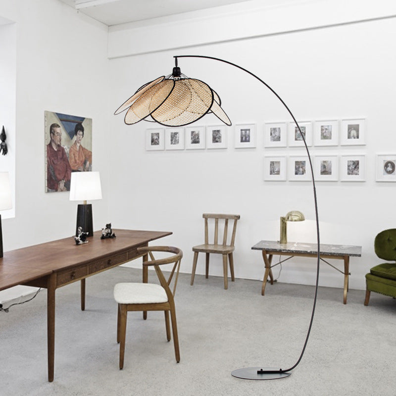 Lámpara de Pie de Ratan Moderna con Luz Cálida – Iluminación Elegante para Salón y Hogar, Diámetro 70 cm, Altura 180 cm 0