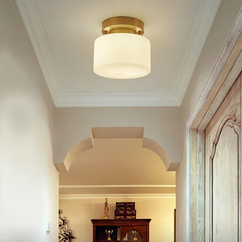 Lámpara de Techo Semi-Flush Minimalista en Latón y Blanco – Diseño Elegante y Moderno 0