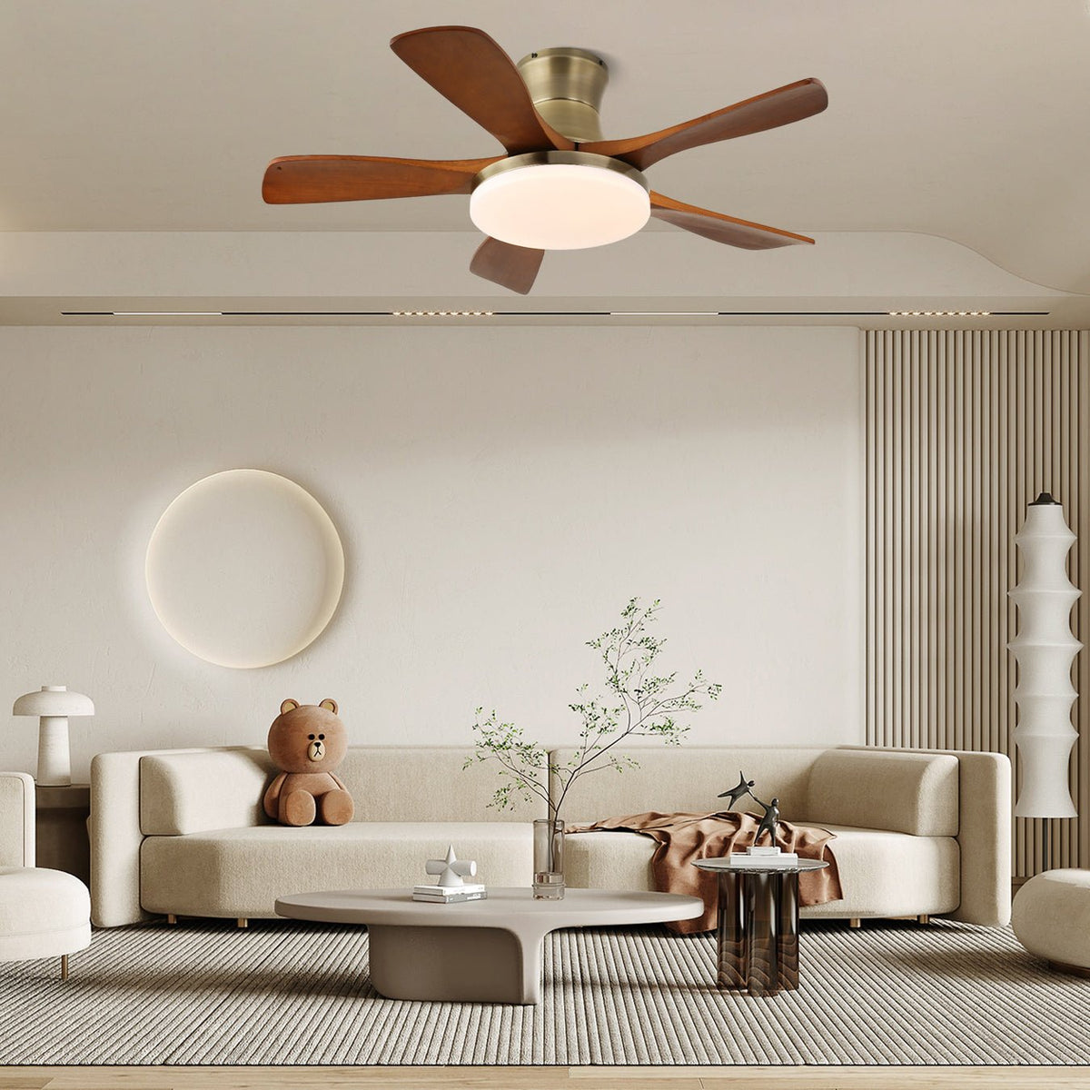 Ventilador de techo con luz Lorenta en un salón luminoso – imagen 5