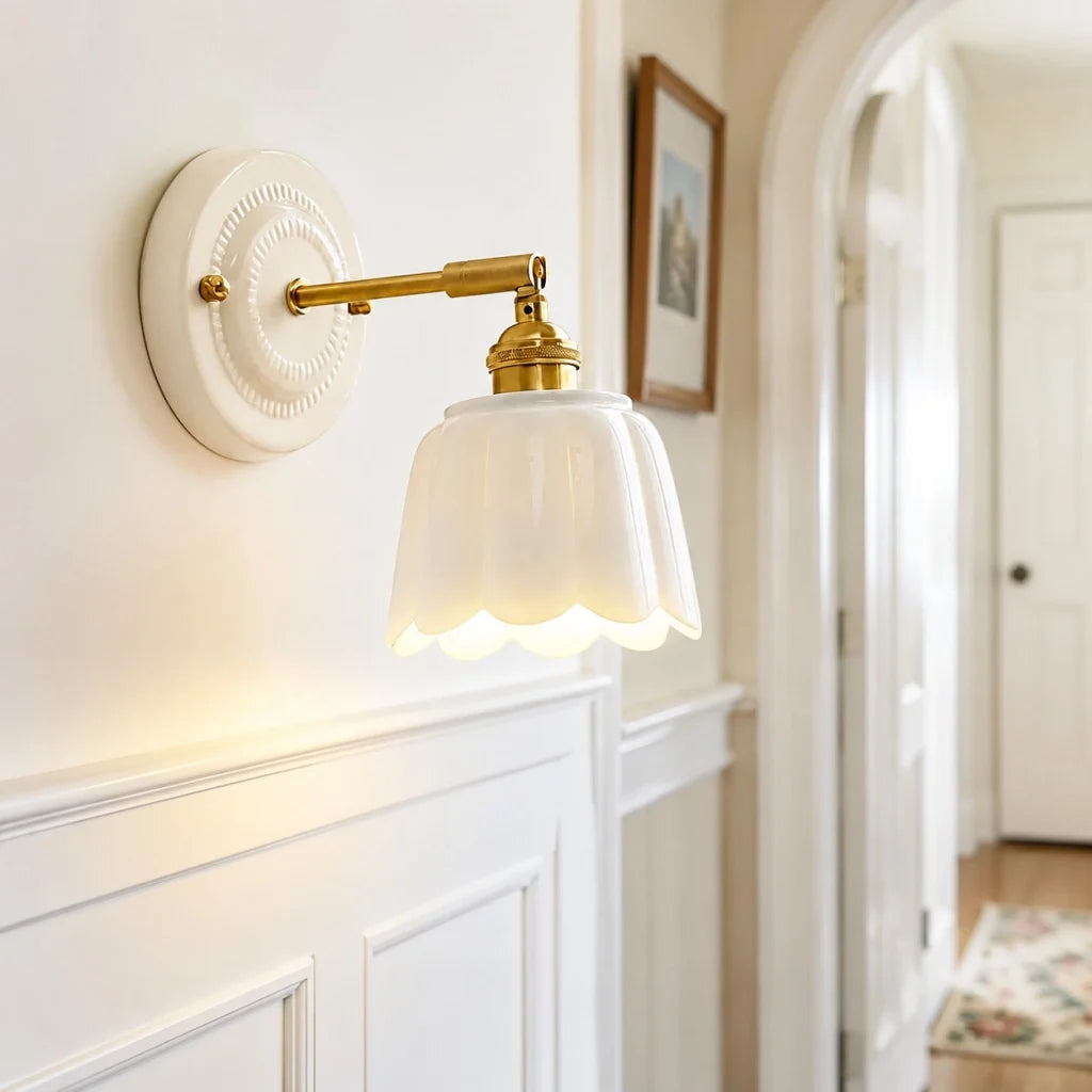 Aplique de pared de cerámica Brotina en un baño de estilo vintage – imagen 2