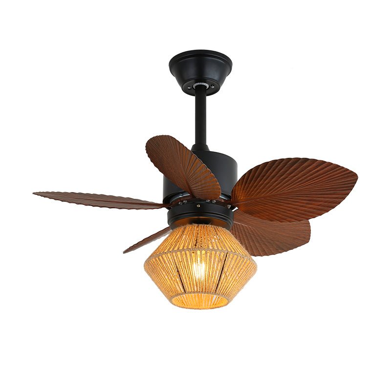 Ventilador de techo con luz Rejana en un loft industrial – imagen 9