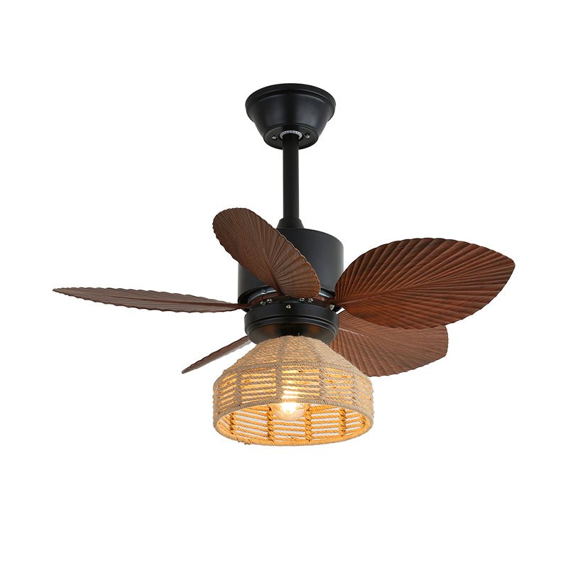 Ventilador de techo con luz Rejana en un loft industrial – imagen 10