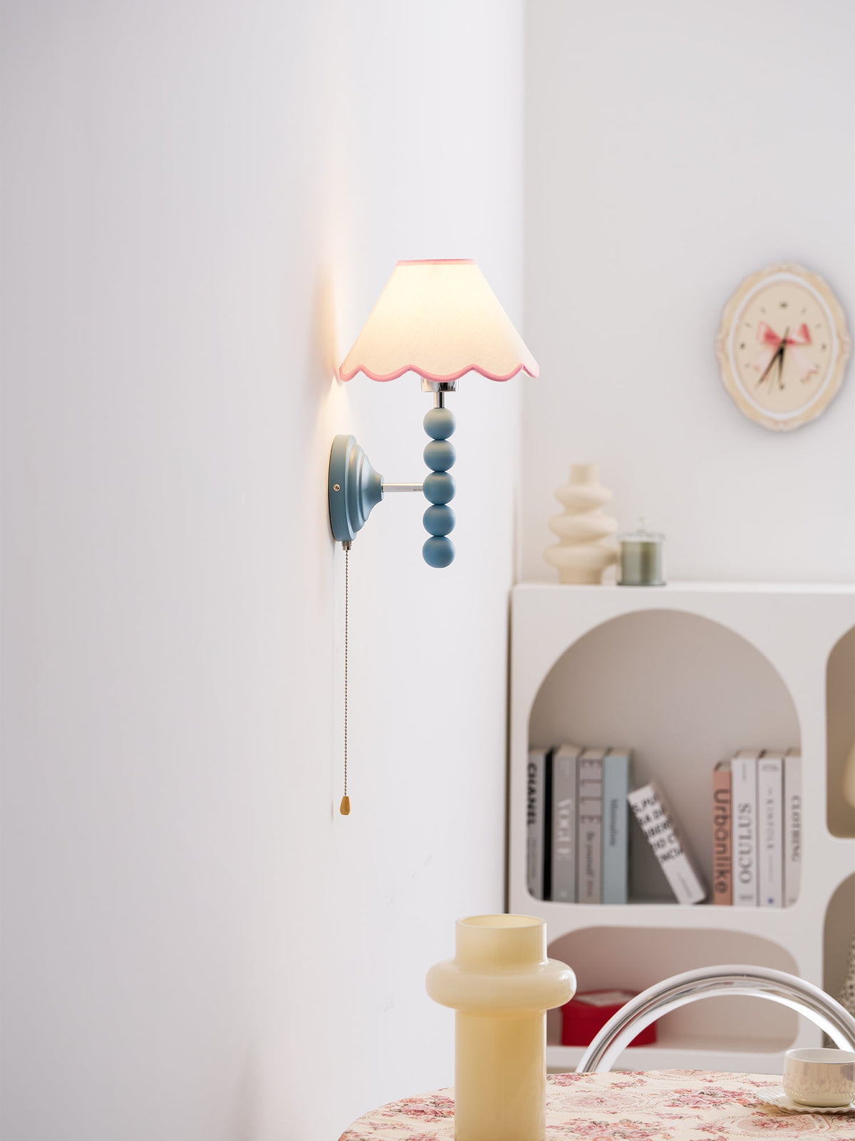 Aplique de pared vintage Vuelina en un dormitorio infantil – imagen 15
