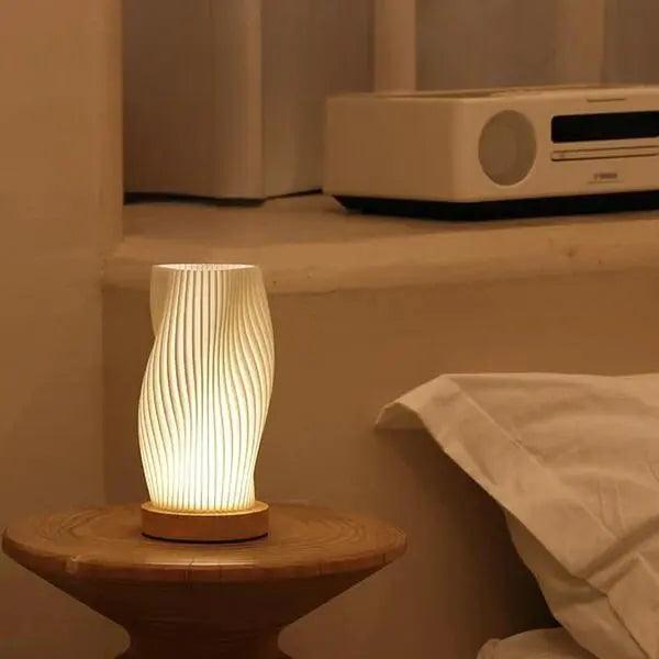 LuzOndina - Lámpara de Diseño Ondulado y Luz Regulable