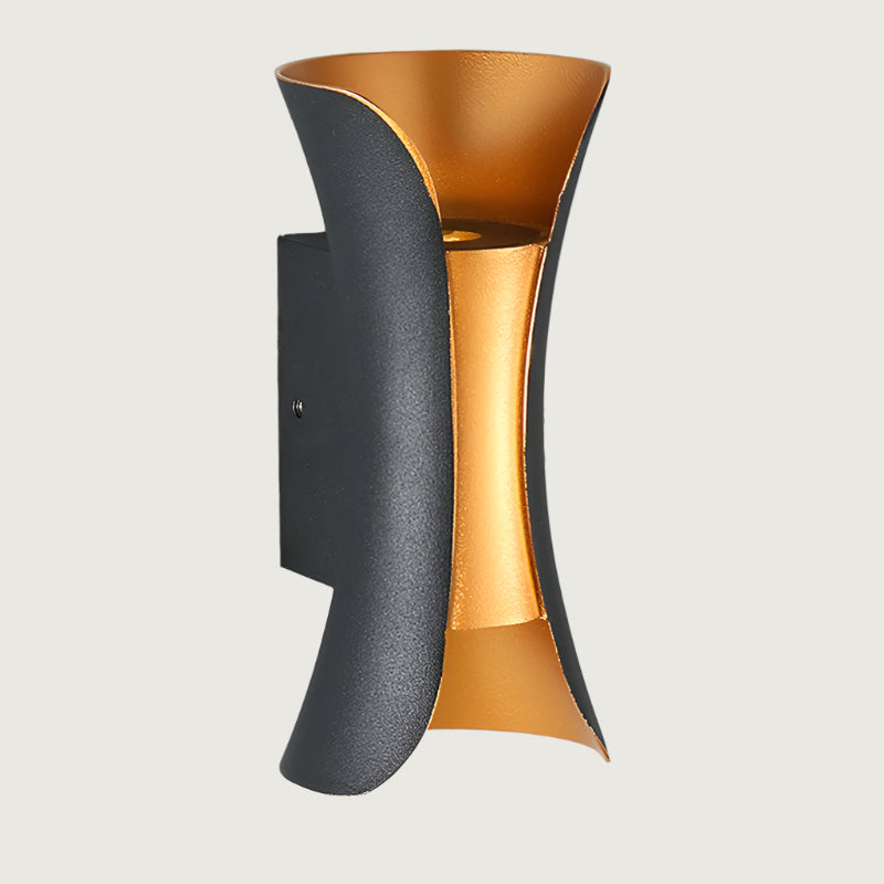 Luzora - Lámpara de Pared Exterior Elegante y Duradera