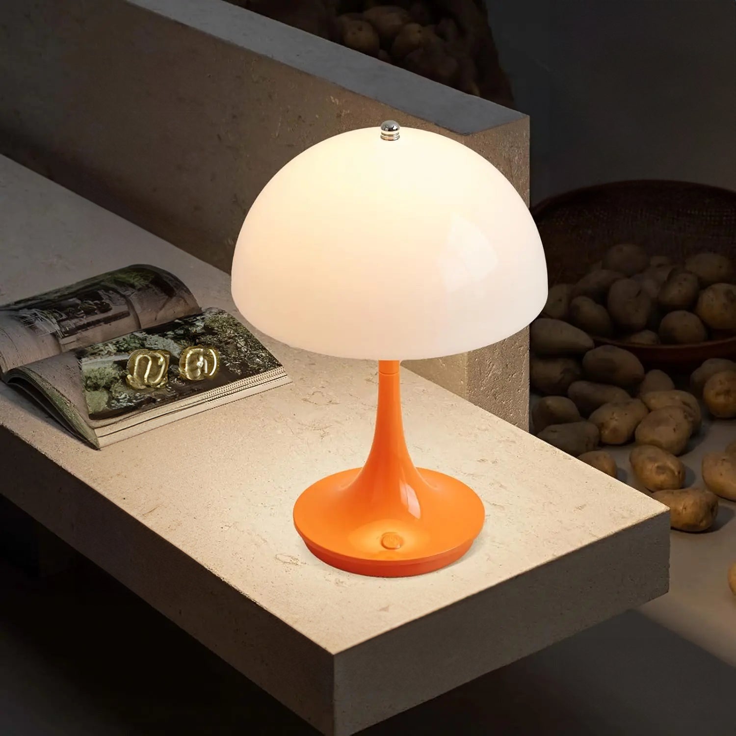 TouchLuxe - Lámpara de Mesa LED Táctil Elegante y Recargable