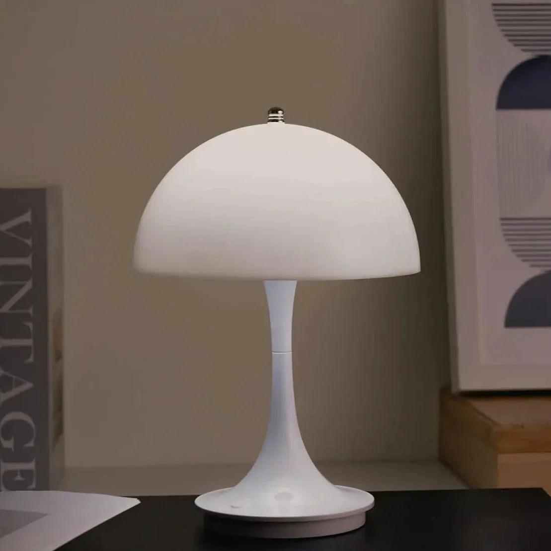 TouchLuxe - Lámpara de Mesa LED Táctil Elegante y Recargable