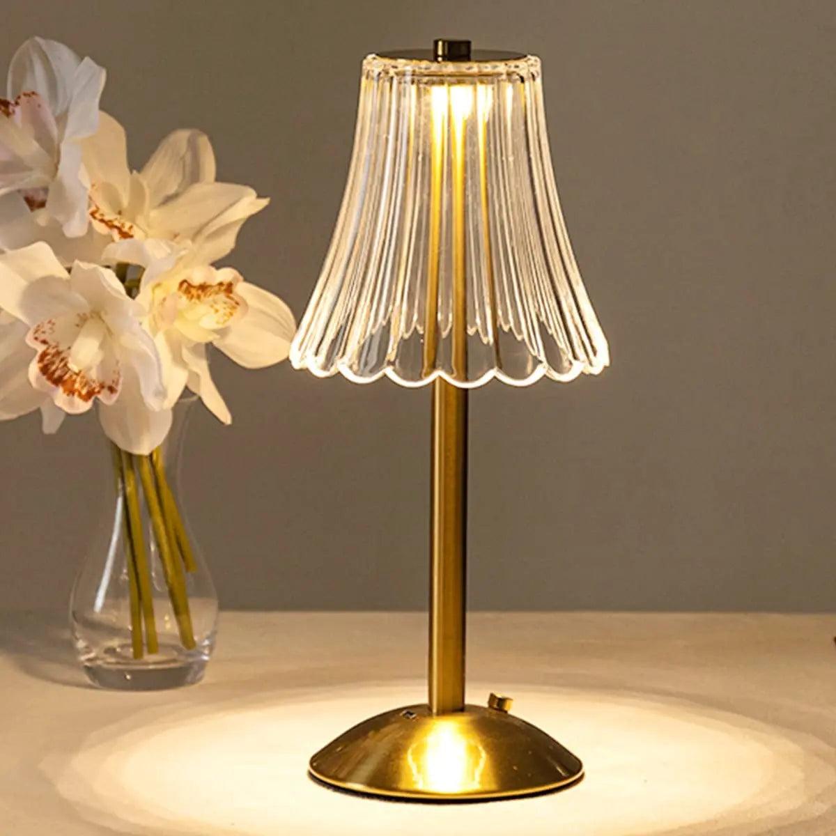 CristalÉpoca – Lámpara de Mesa con Encanto Retro