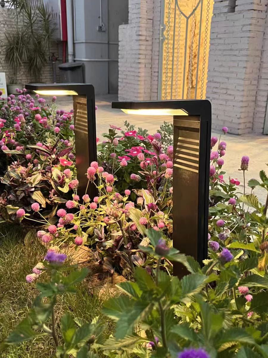 BrillaCamino - Lámpara Solar LED para Exteriores, IP65