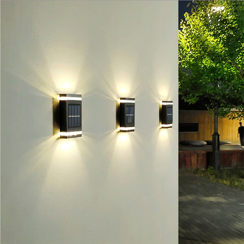 SolarBloom - Lámpara Solar de Pared para Jardines Encantadores