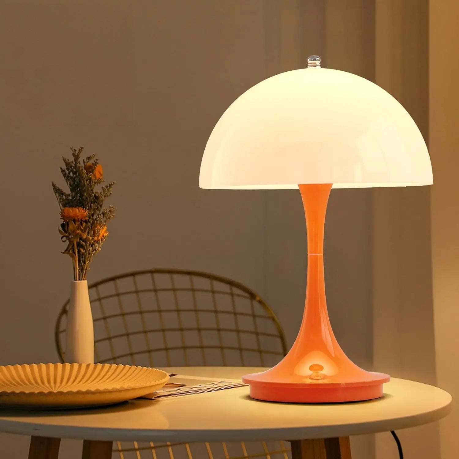 TouchLuxe - Lámpara de Mesa LED Táctil Elegante y Recargable