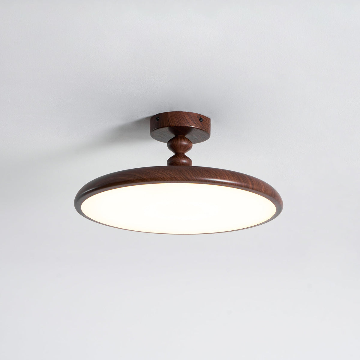 Plafón LED efecto nogal Eclipsa en un dormitorio cálido – imagen 30