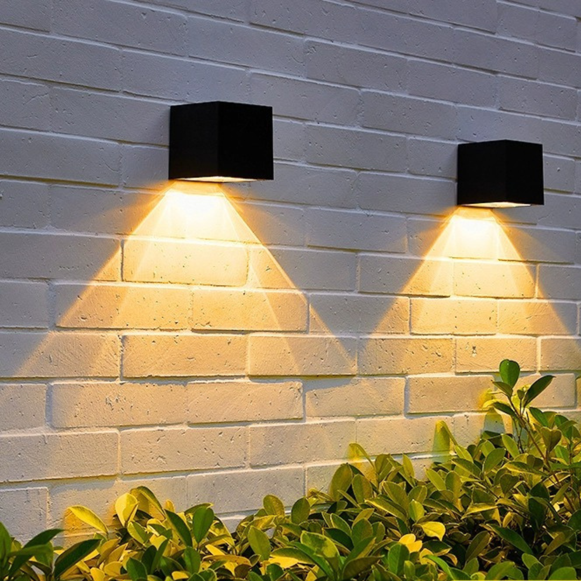 SolVéda - Lámpara Solar de Pared para Exteriores IP65