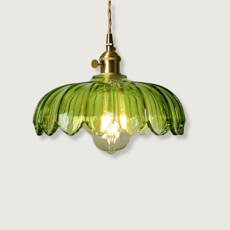 LuzFloral - Lámpara Vintage con Detalles Florales