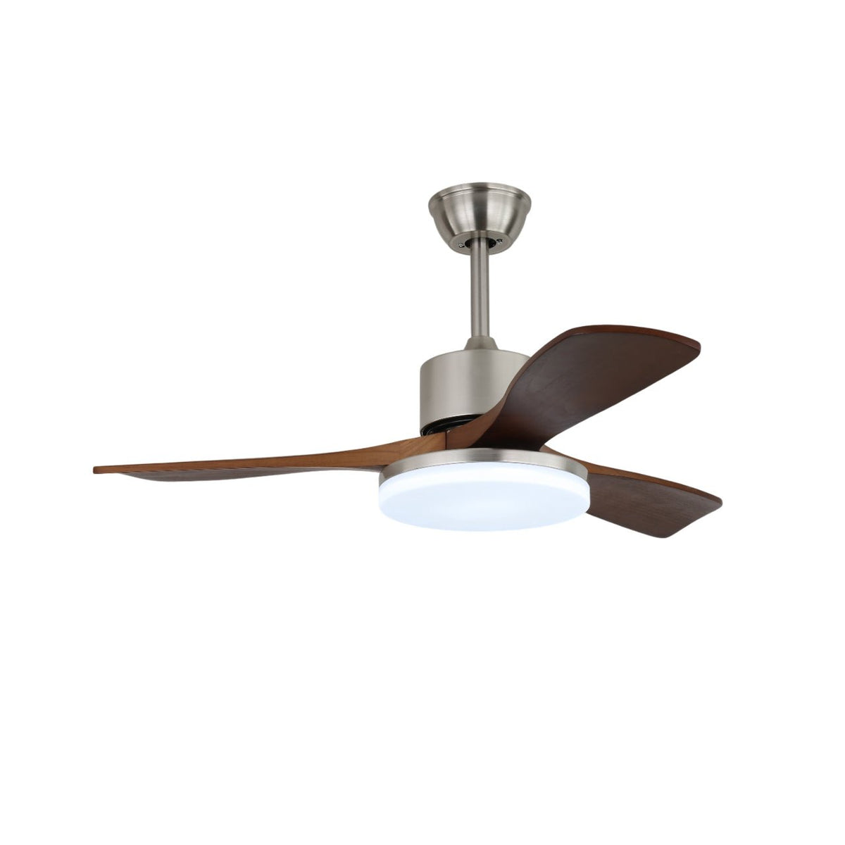 Ventilador de techo con luz Gualdera en un salón elegante – imagen 5