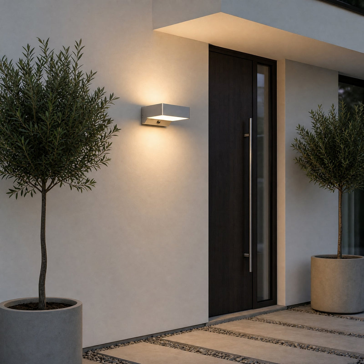 Aplique de pared exterior LED Vigenta con sensor – encendido junto a la puerta de entrada