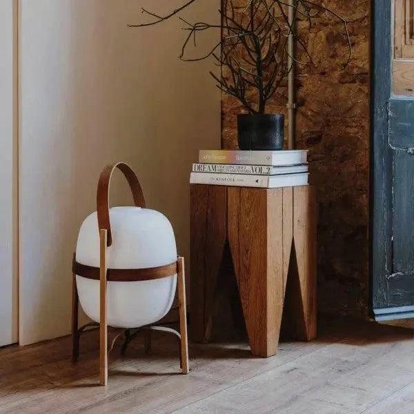LuzCesta - Lámpara de Mesa de Madera con Elegancia Natural