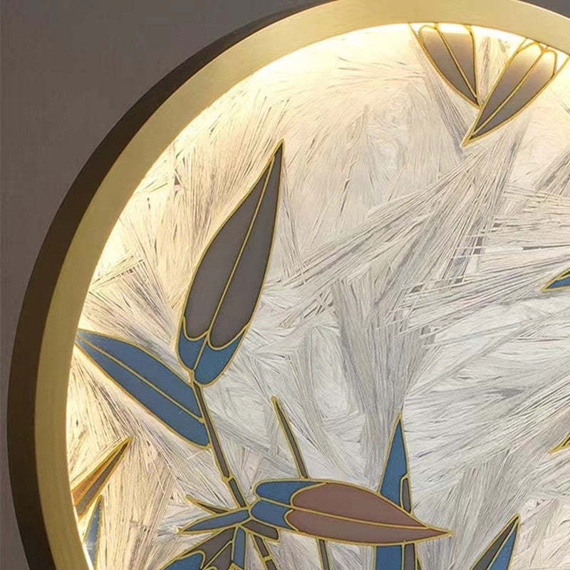 Lámpara de pie con disco de vidrio Zenavi – detalle del vidrio pintado encendido