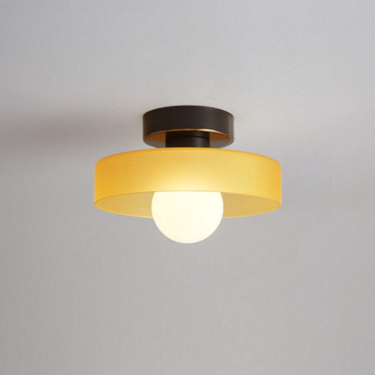 Lámpara de techo Bauhaus Mondela – negro y naranja