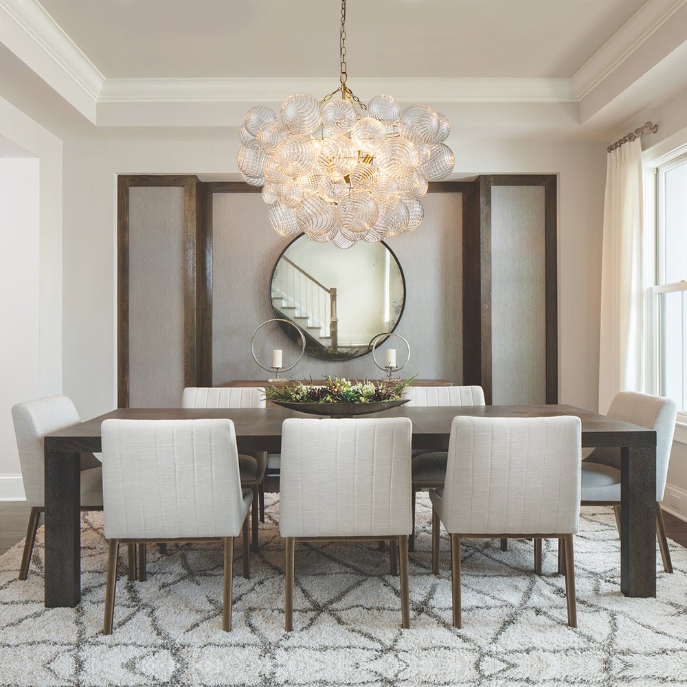 Lámpara de araña de burbujas Cava en un comedor elegante – imagen 14