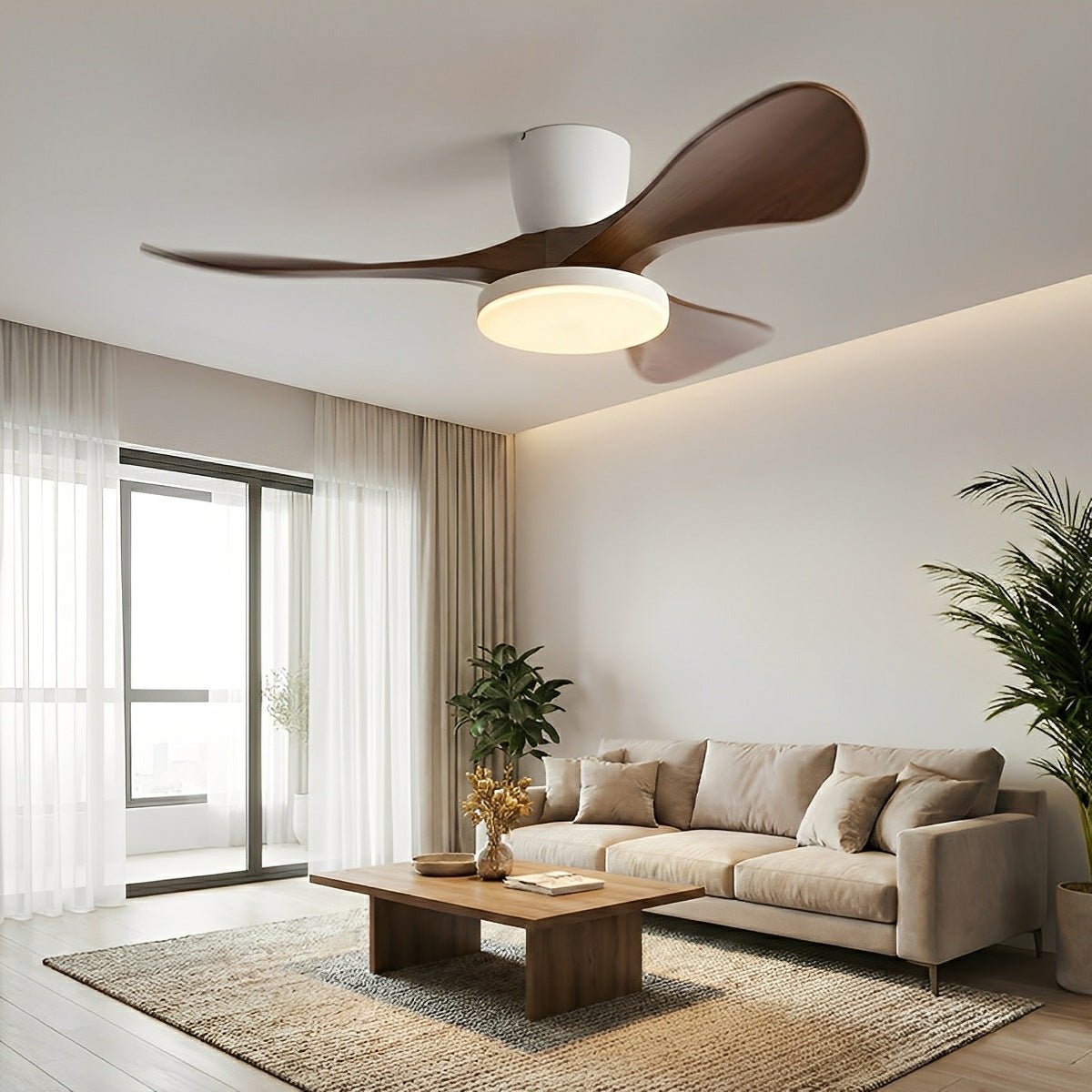 Ventilador de techo con luz Linvela en un salón contemporáneo – imagen 6
