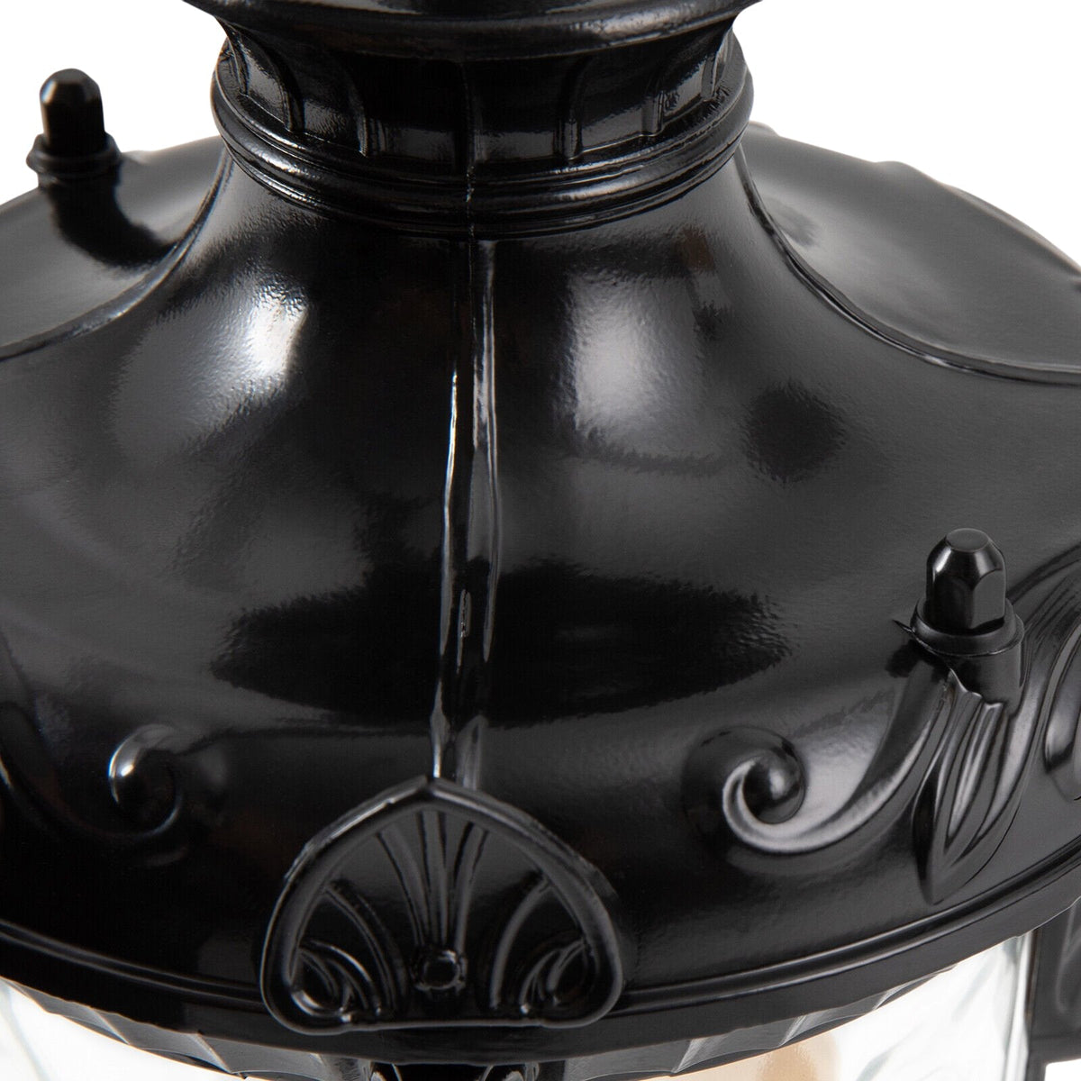Farol de pared exterior clásico Zalumbra – detalle del remate superior negro