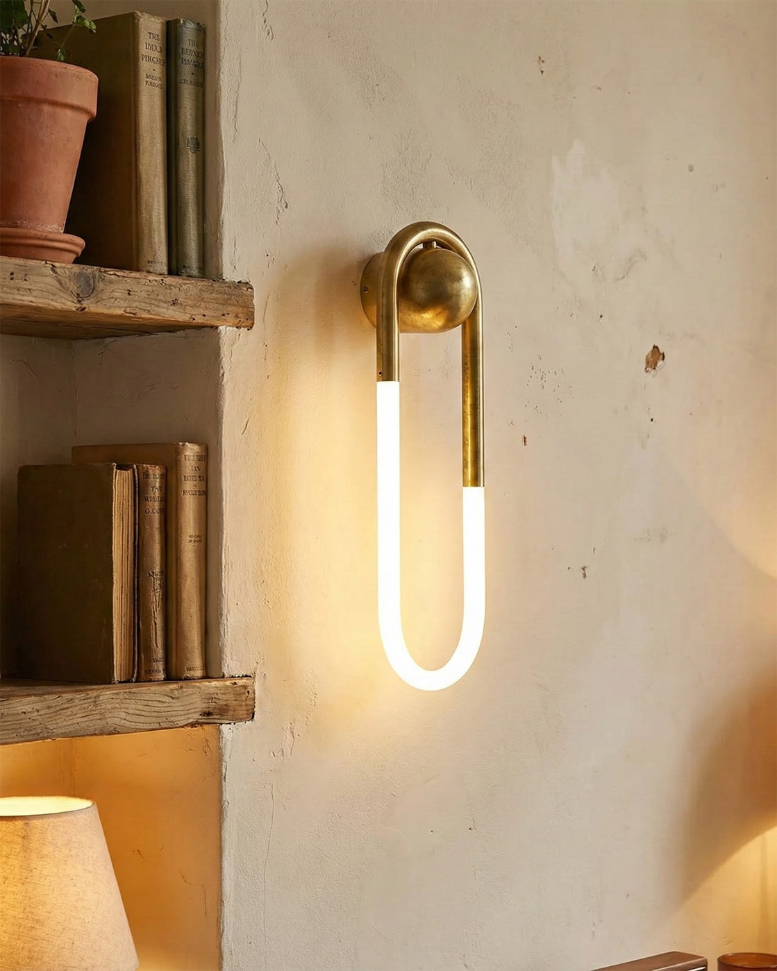 Aplique de pared LED Lazena en un salón contemporáneo – imagen 17
