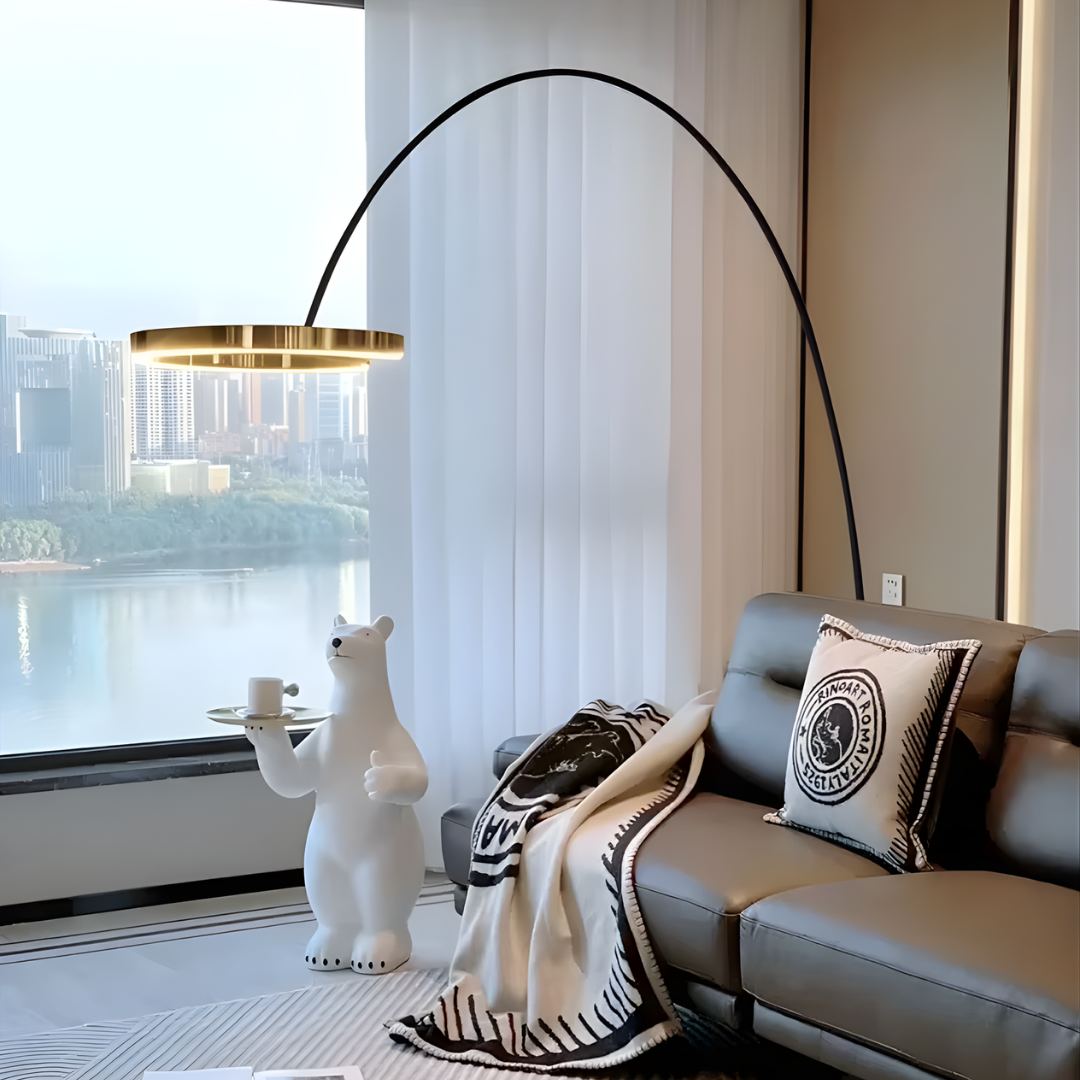 Lámpara de pie arco Ruedana en un salón moderno – imagen 7